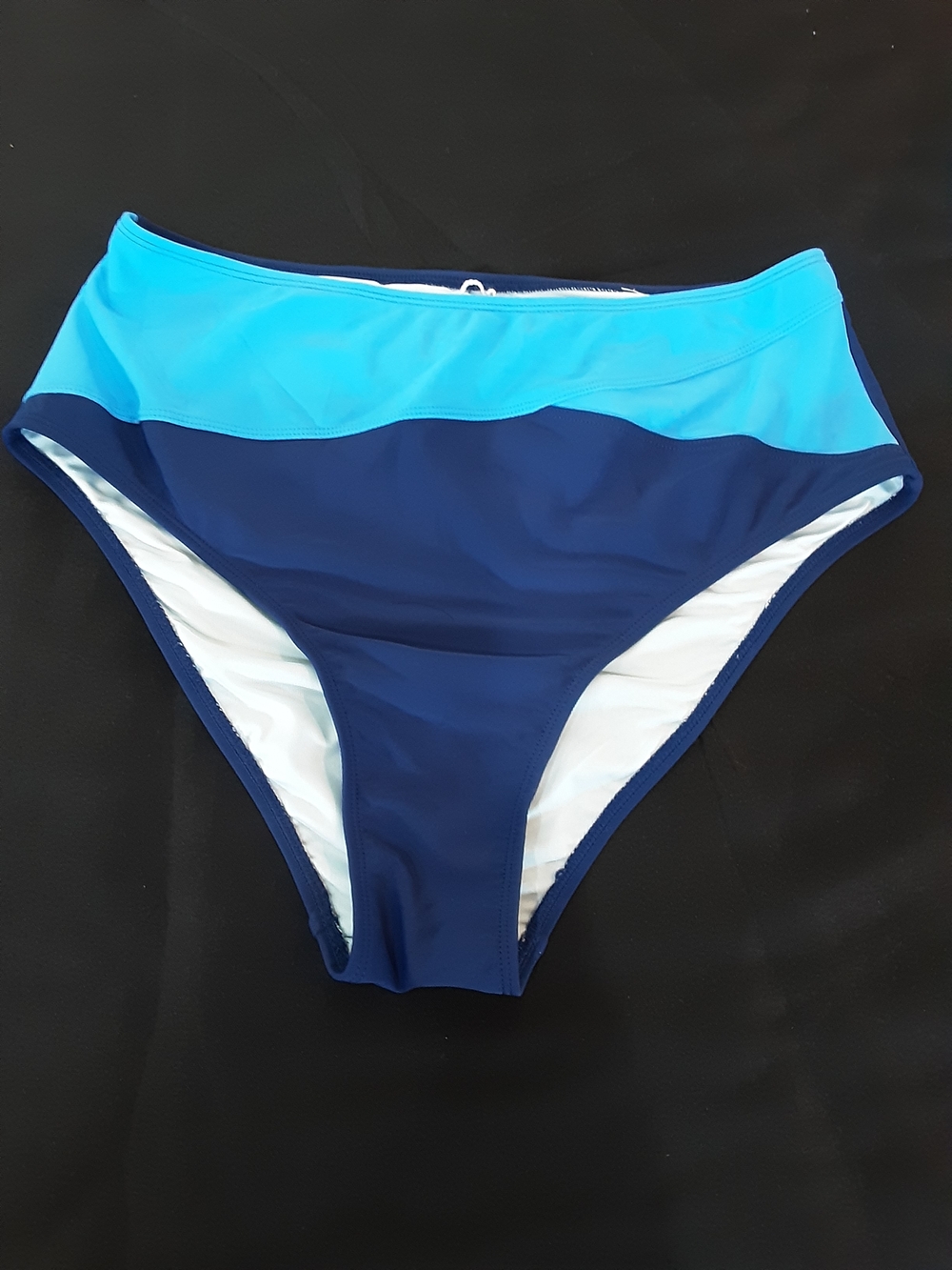 Cupshe Two-Tone High-Waist Tummy Control Bikini Bottoms — Navy and Aqua C376